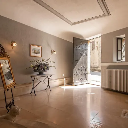 Chateau Terre Blanche 3*