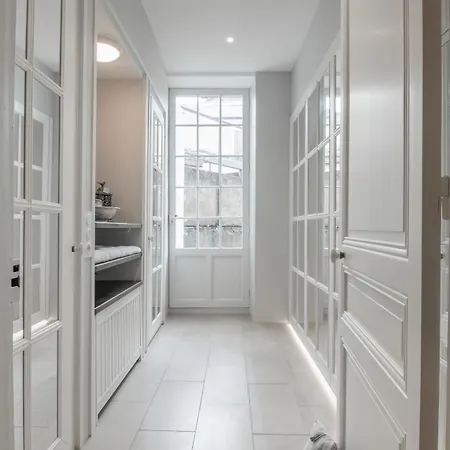 Chateau Terre Blanche Hotel 3*