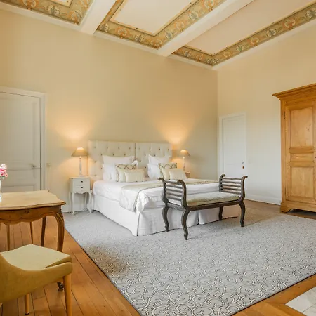 Chateau Terre Blanche Hotell 3*